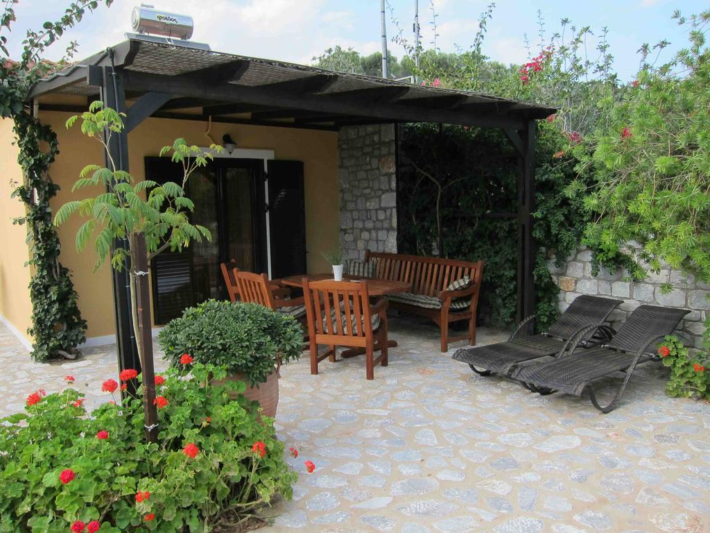 Estia Holiday Githio Exterior foto