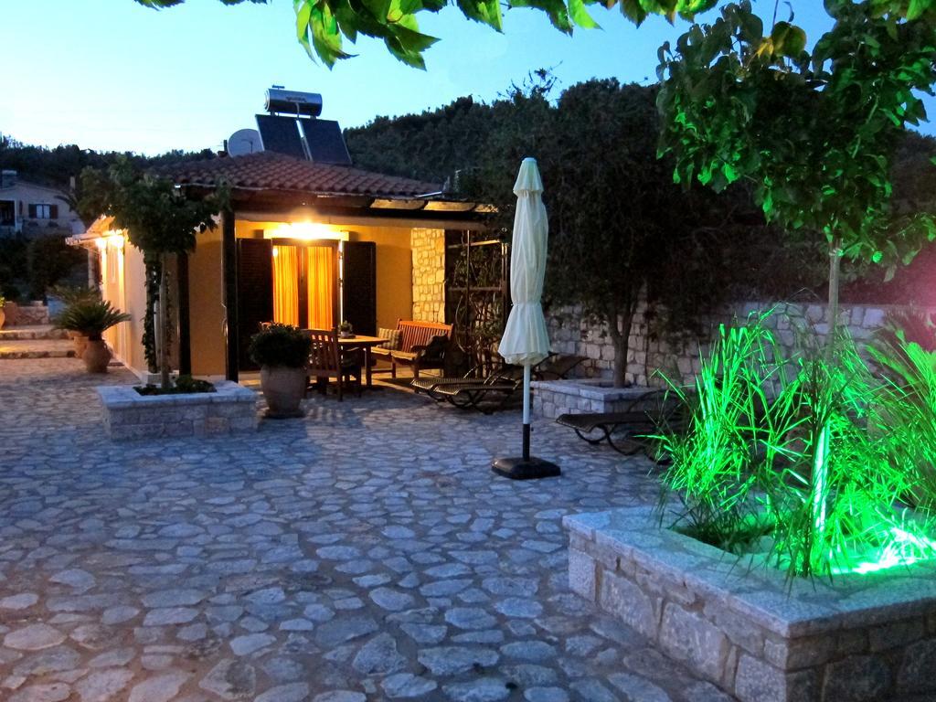Estia Holiday Githio Exterior foto